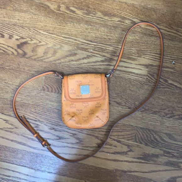 Authentic MCM Mini Sling - Picture 2 of 10